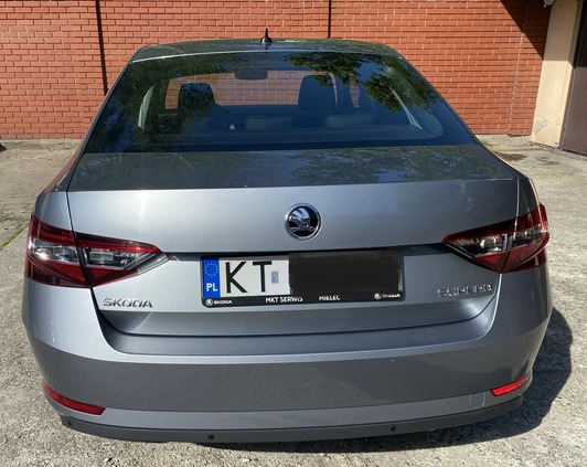 Skoda Superb cena 71900 przebieg: 152000, rok produkcji 2018 z Tarnów małe 46